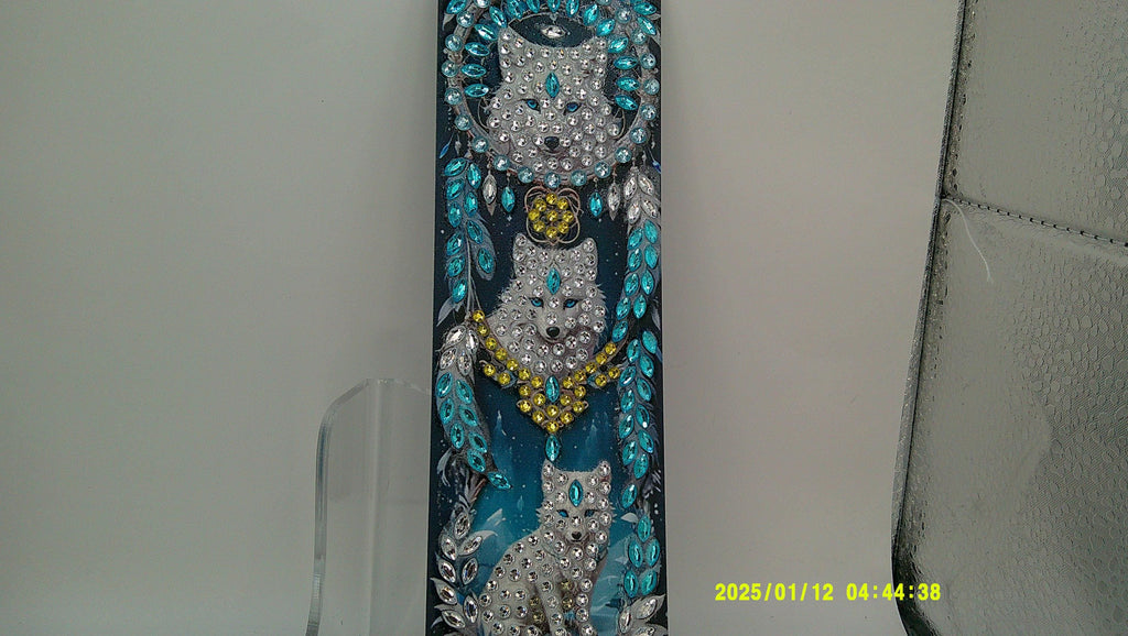 Fantasy Wolf Pack Bookmark | Sparkling Diamond Art Night Scene