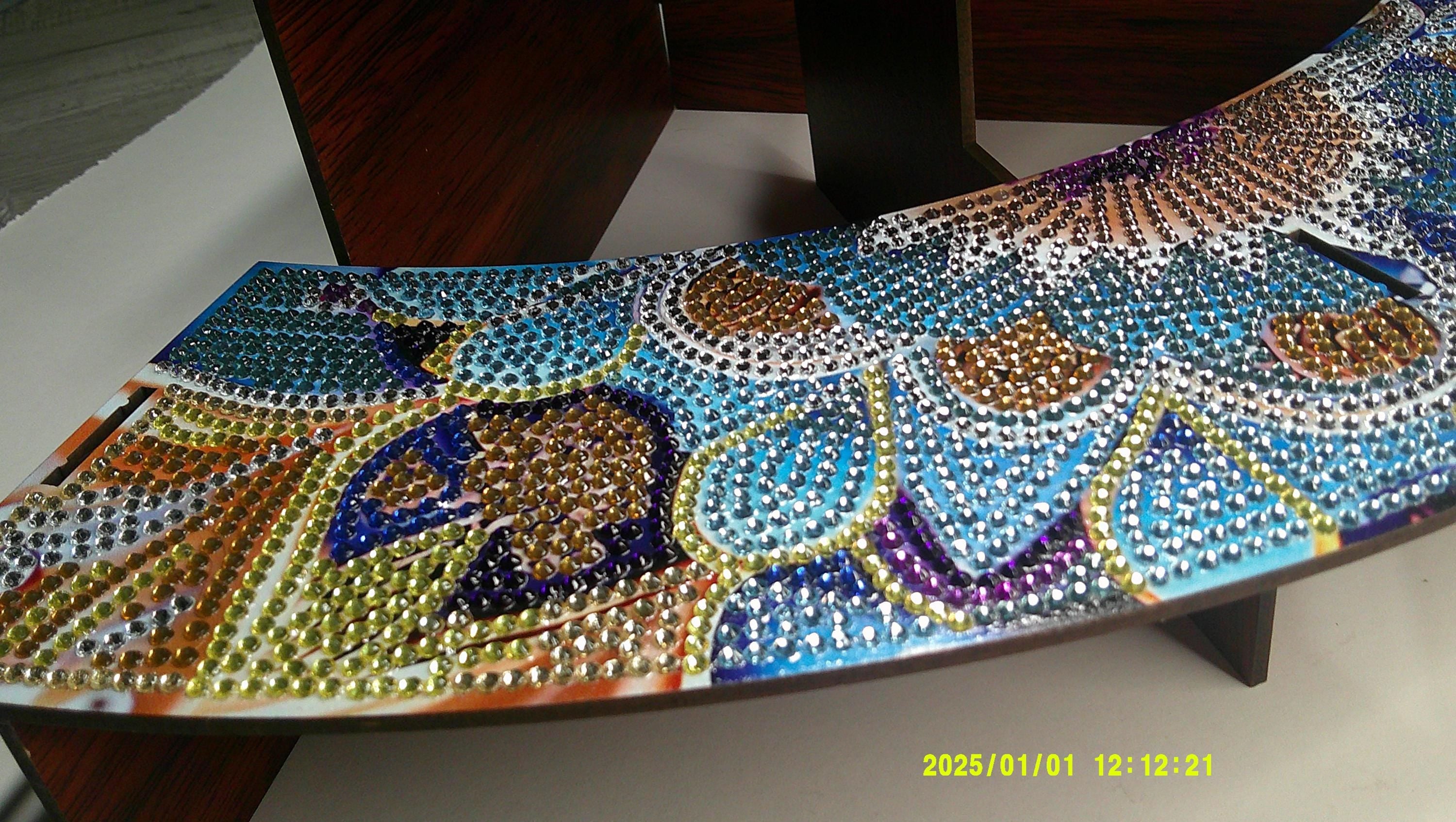 Sparkling Diamond Art Corner Display, 3‑Tier Rhinestone Shelf