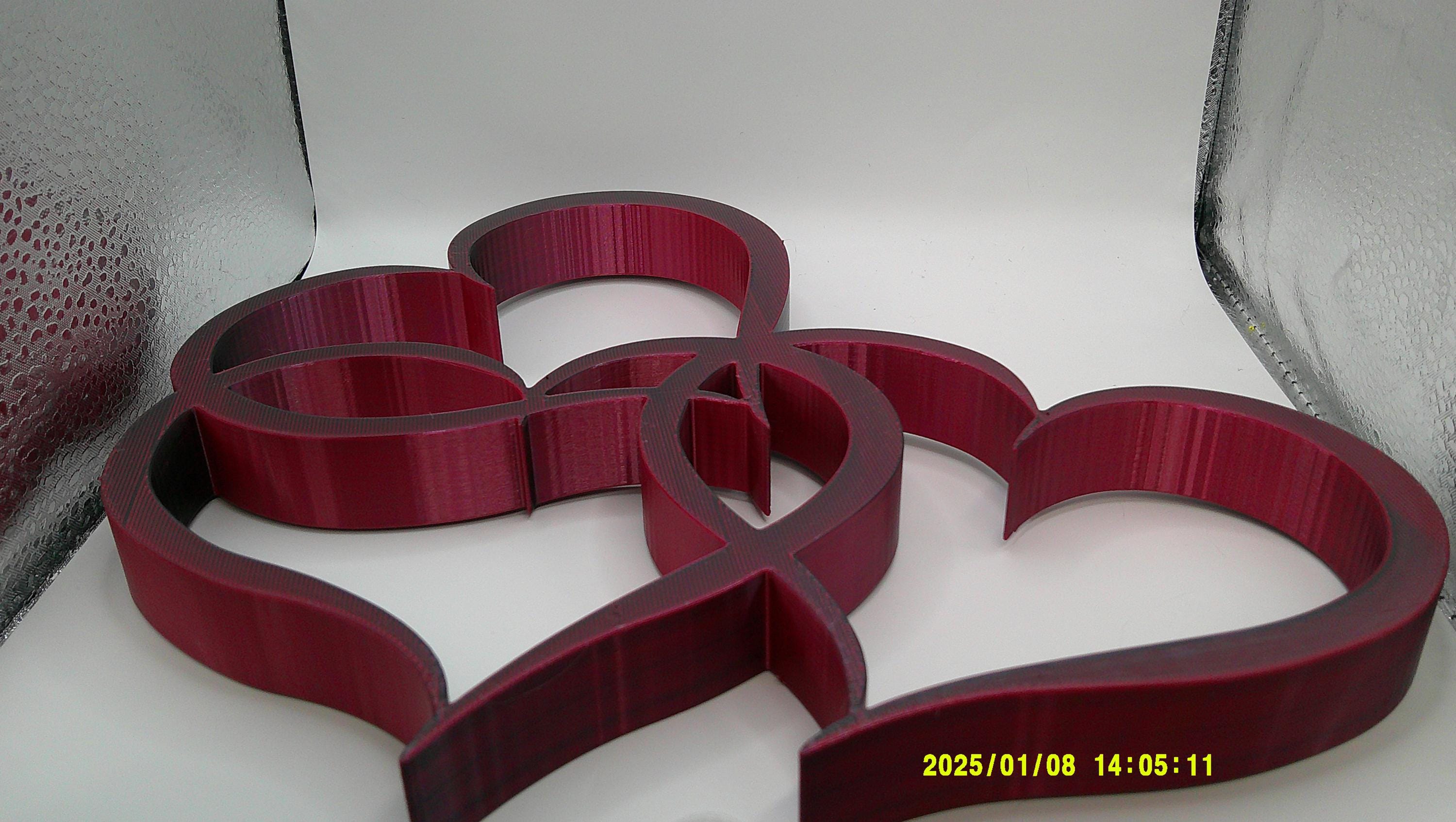 Forever Connected – 3‑Heart 3D Printed Decor