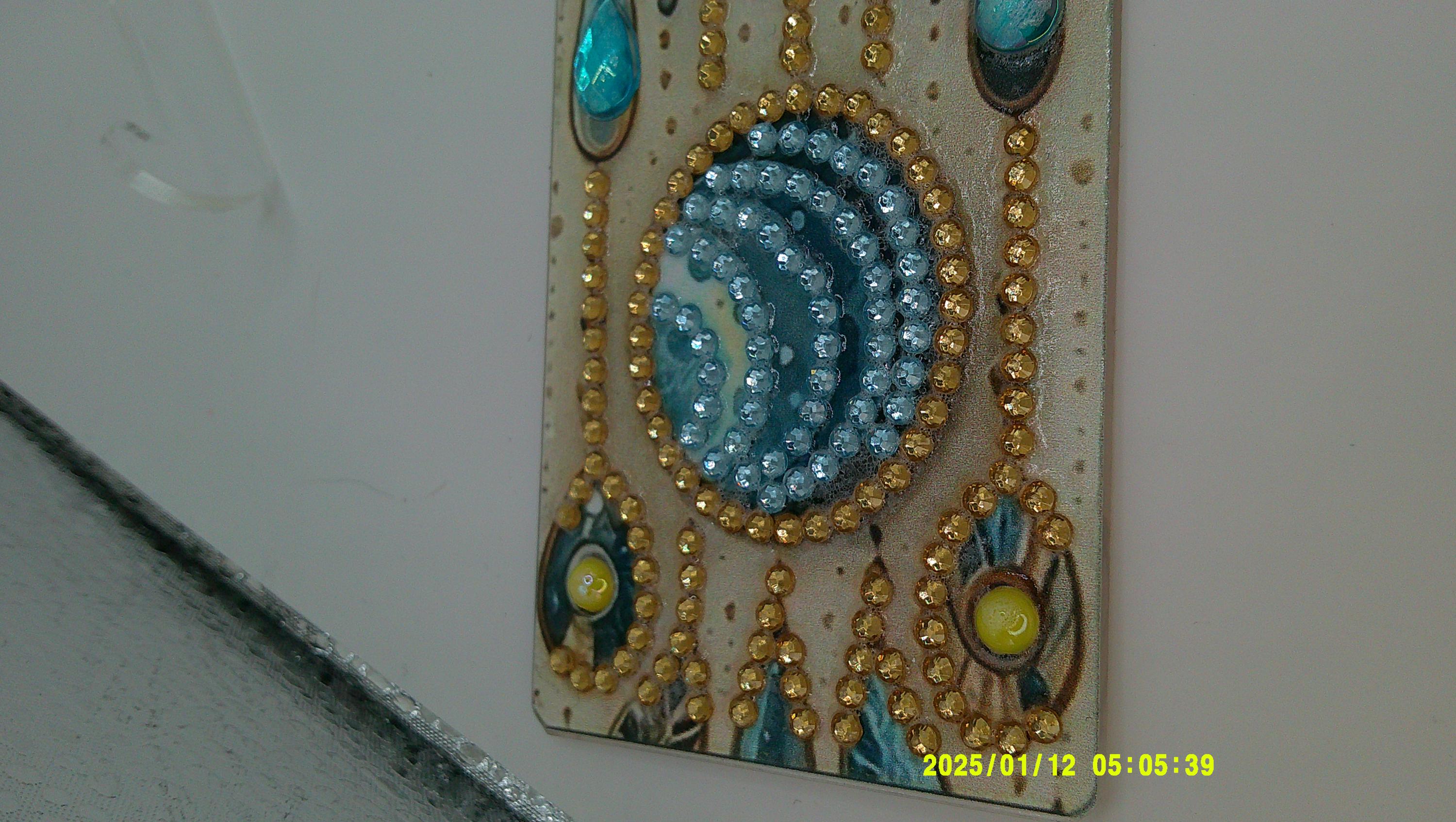 Floral & Circle Pattern Rhinestone Plaque | Artistic Gem Decor