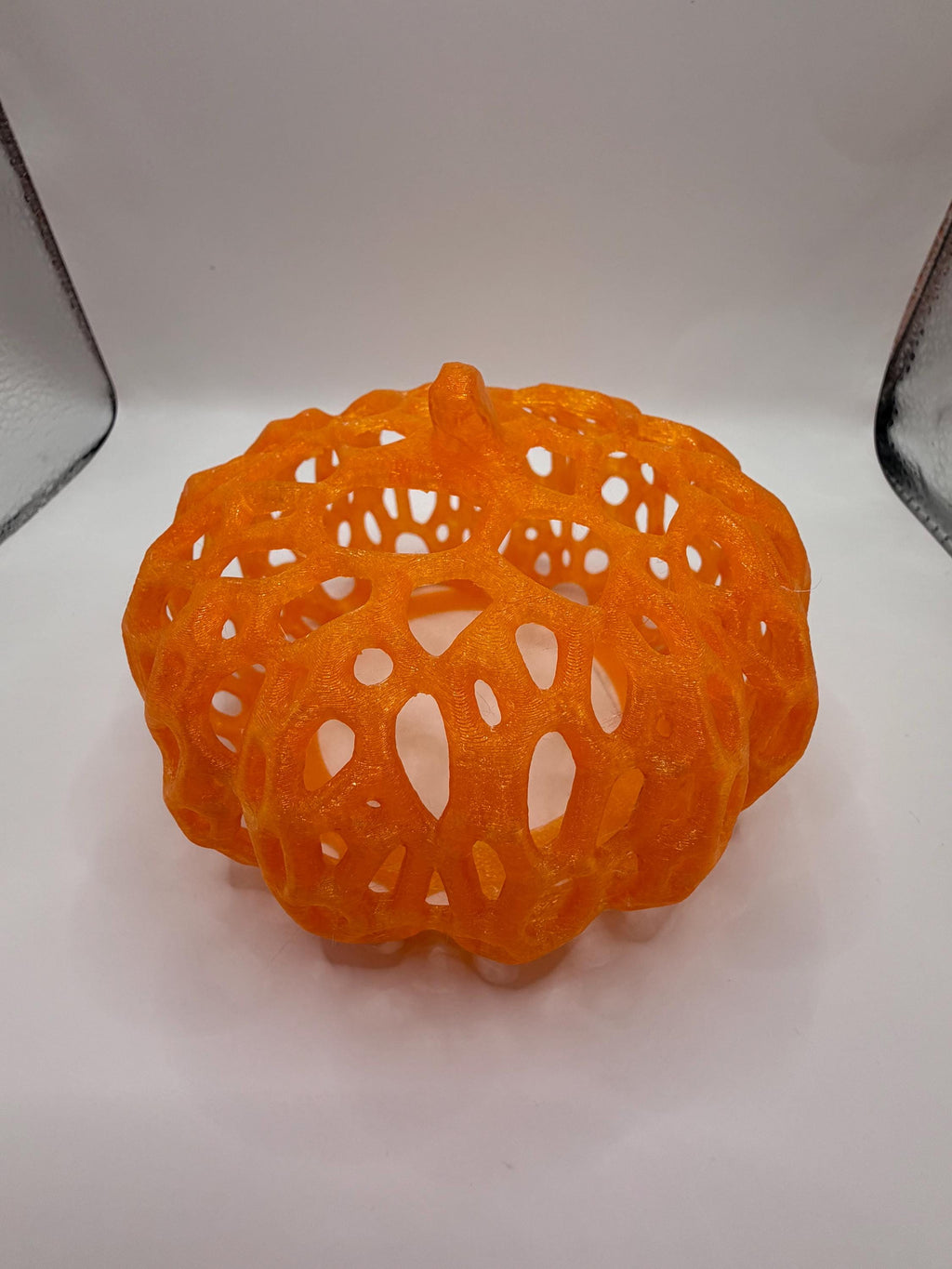 3D Printed Veroni-Style Pumpkin Tea Light Holder