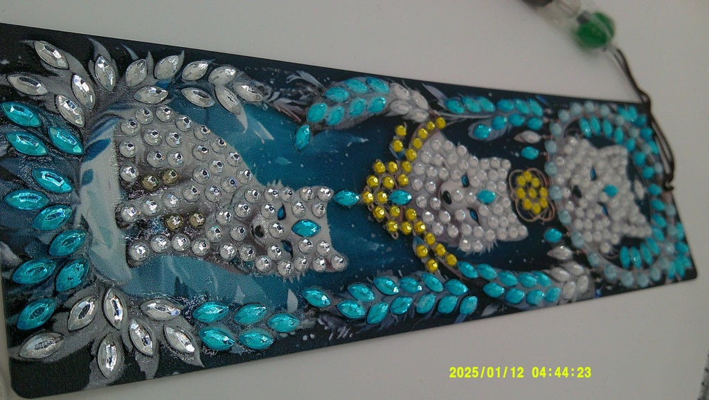 Fantasy Wolf Pack Bookmark | Sparkling Diamond Art Night Scene