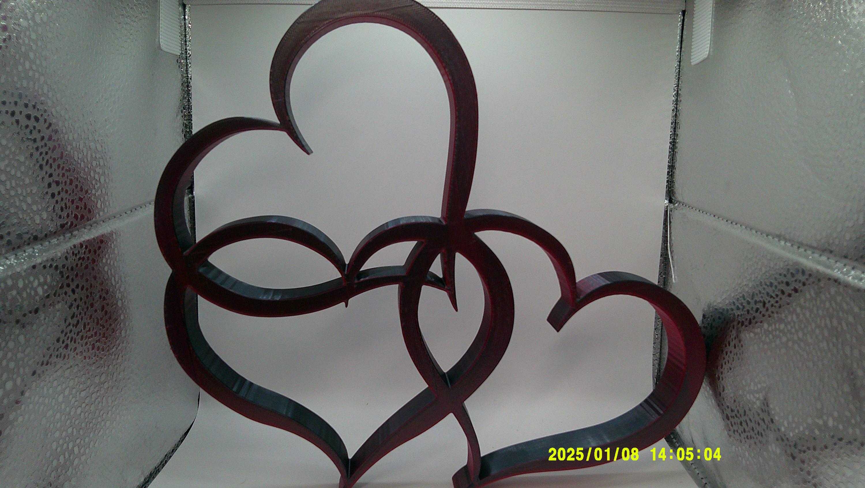 Forever Connected – 3‑Heart 3D Printed Decor