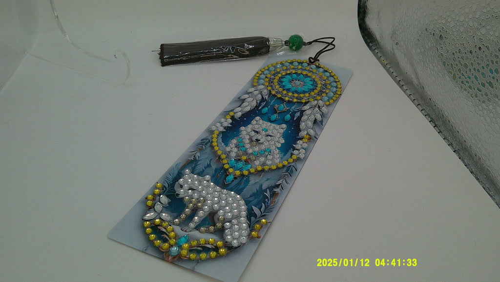 Enchanted Wolf Pair Diamond Art Bookmark | Shimmering Dreamcatcher Feathers