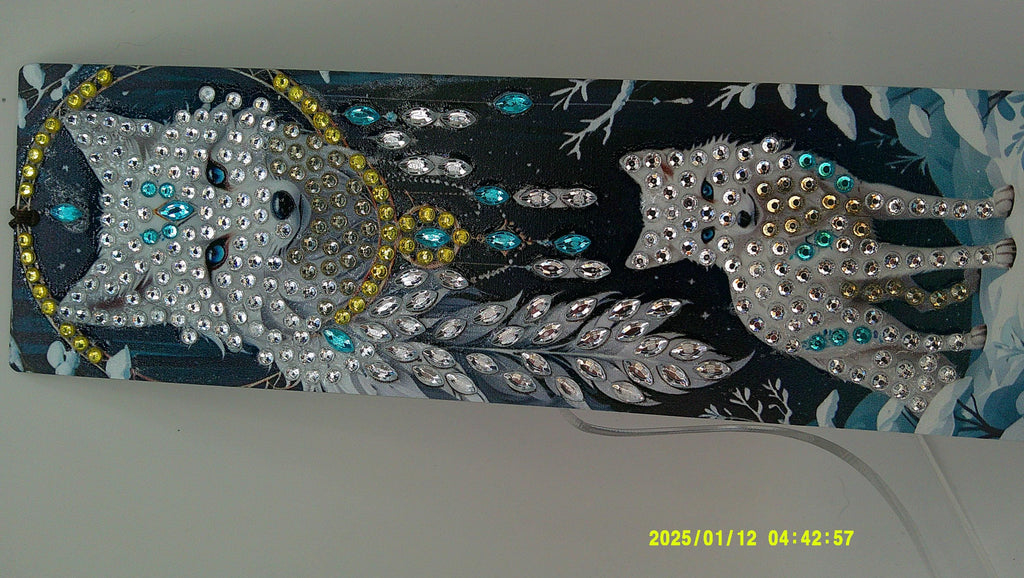 Wolf Pair Diamond Painting Bookmark | Blue‑Eyed Wolf Sparkle Design