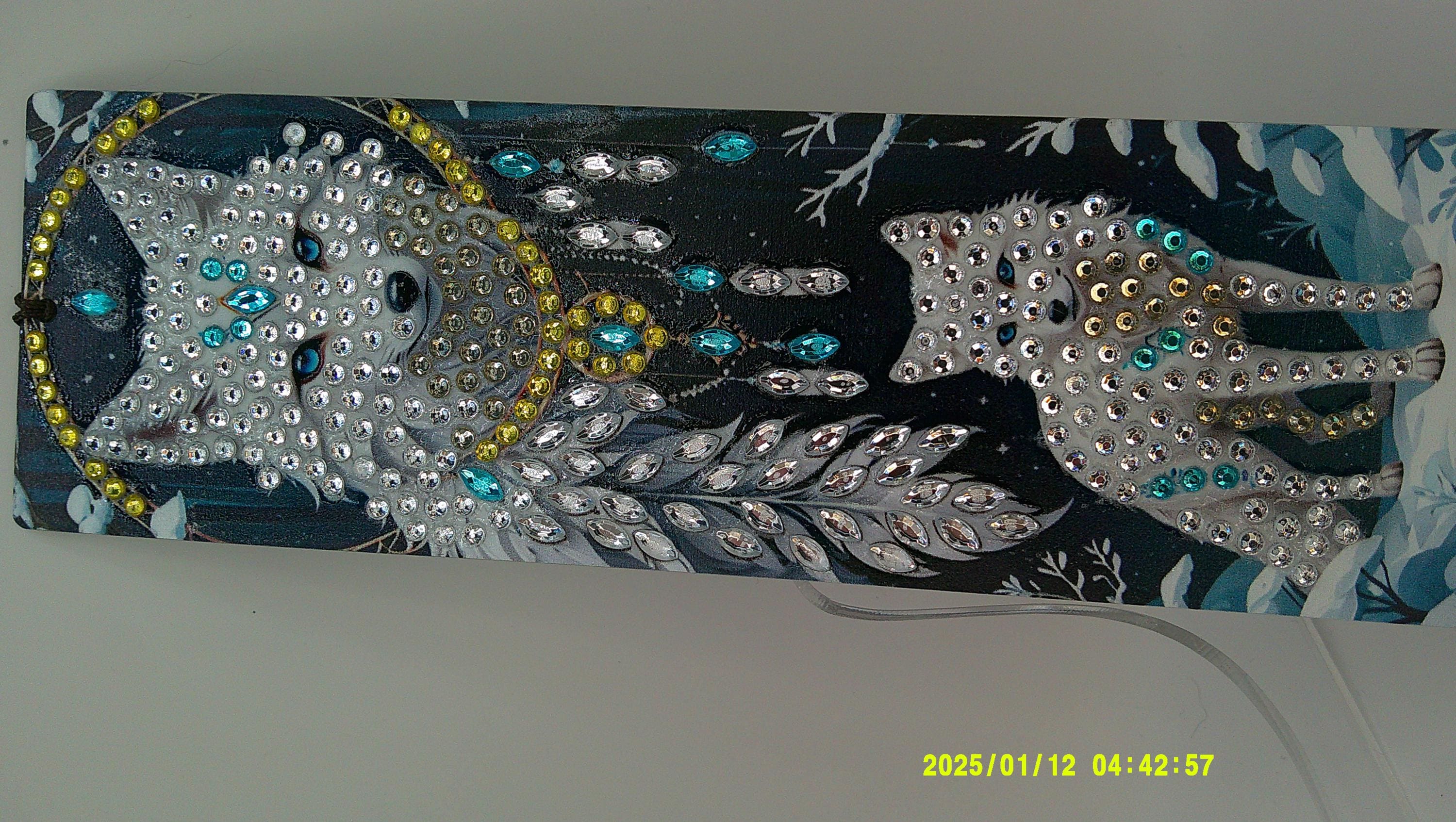 Wolf Pair Diamond Painting Bookmark | Blue‑Eyed Wolf Sparkle Design