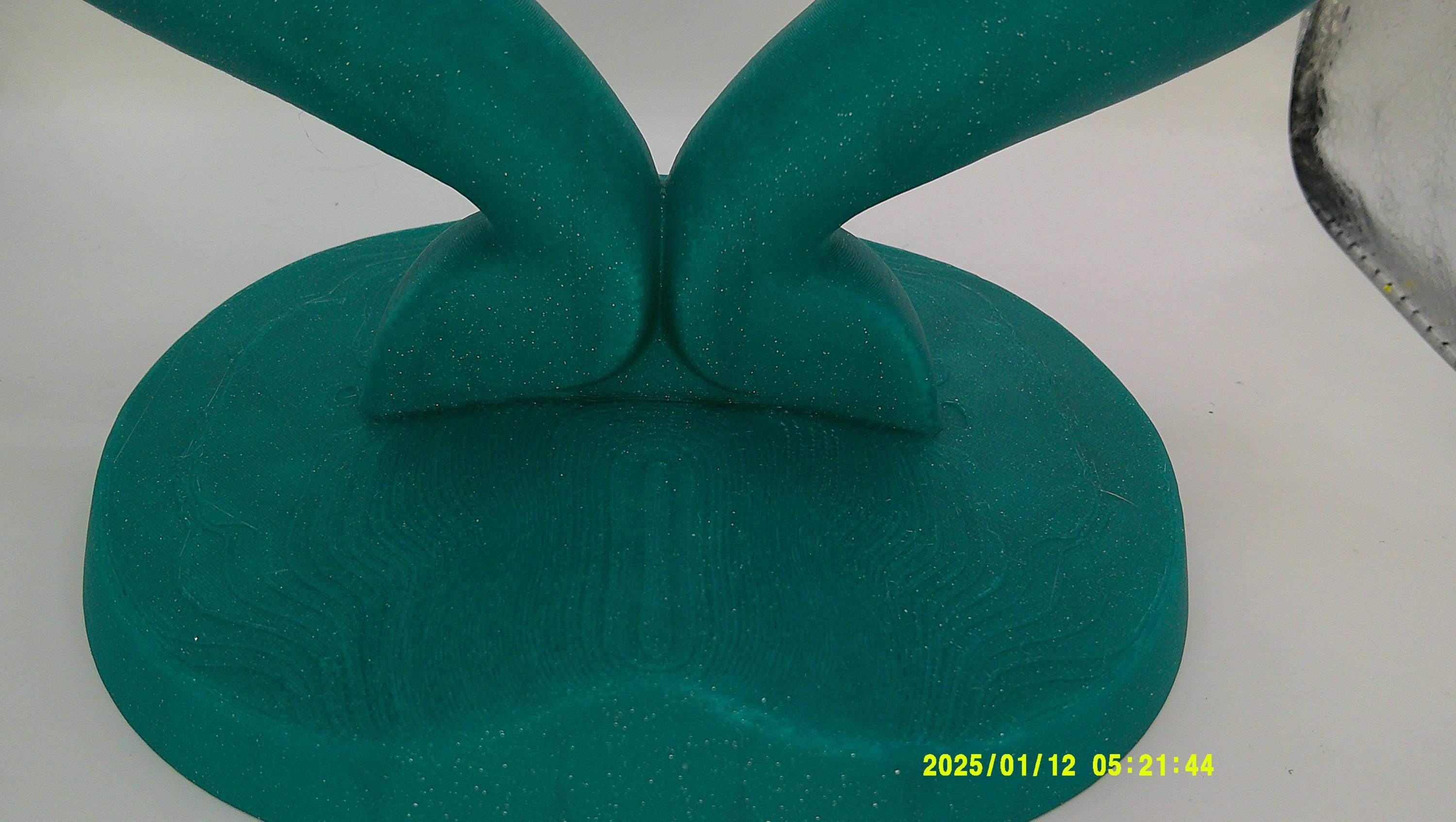 Dolphin Couple Heart Statue | Sea‑Themed Love Décor