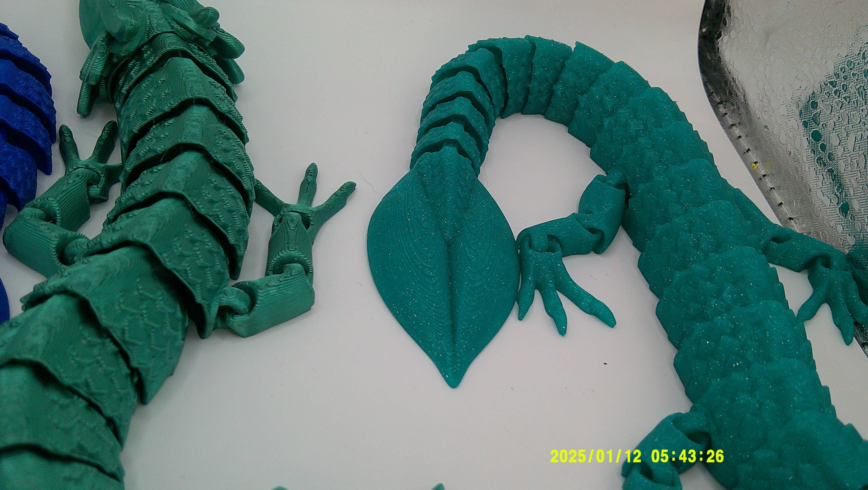 Articulated Leaf Dragon, 3D Printed Flexi Fantasy Lizard, Collectible Dragon Figure
