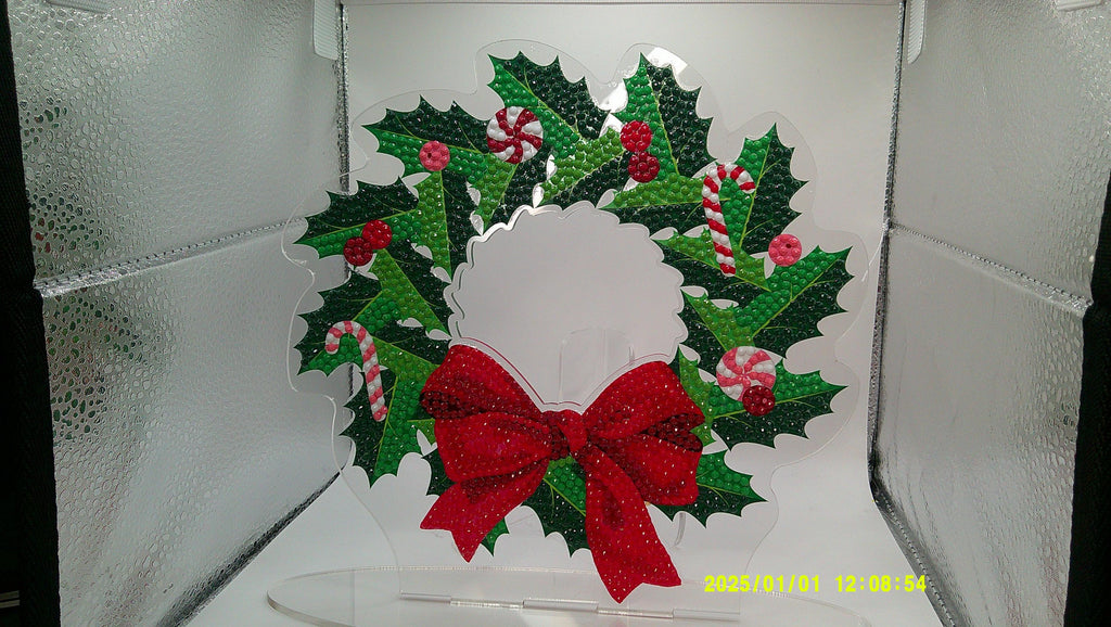 Peppermint Holly Wreath Diamond Art Decoration