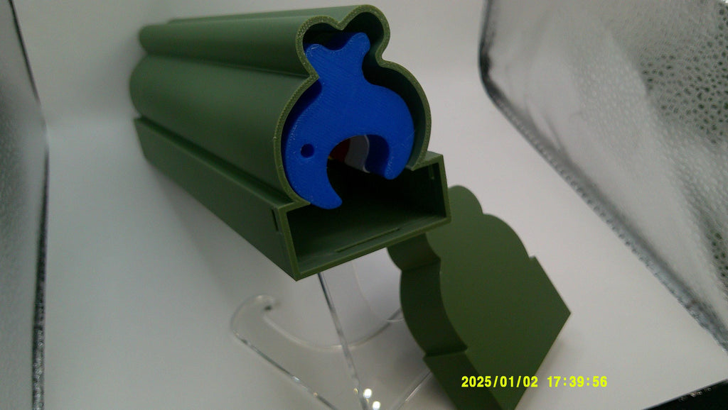 3D Printed Piranha Stack ’n’ Balance Toy