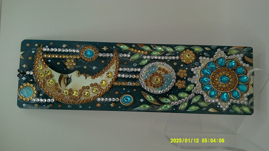 Crescent Moon & Stars Bookmark | Sparkling Diamond Art Design