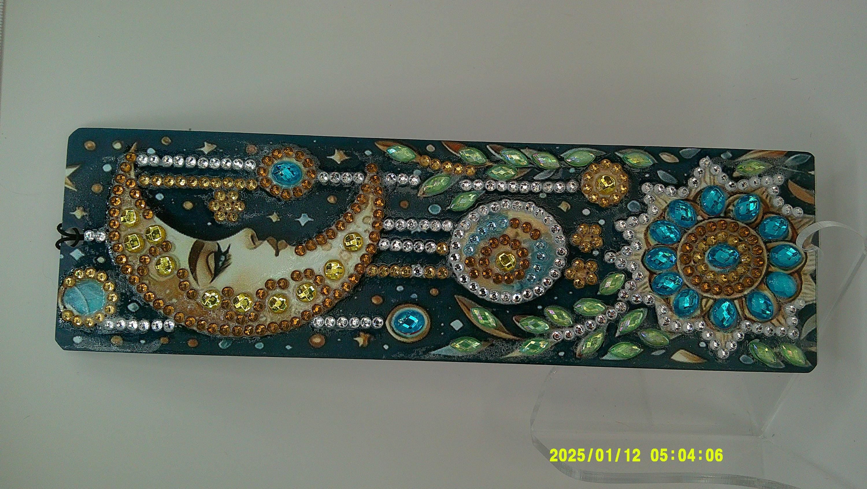 Crescent Moon & Stars Bookmark | Sparkling Diamond Art Design