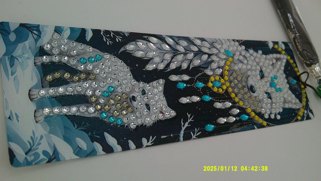 Wolf Pair Diamond Painting Bookmark | Blue‑Eyed Wolf Sparkle Design