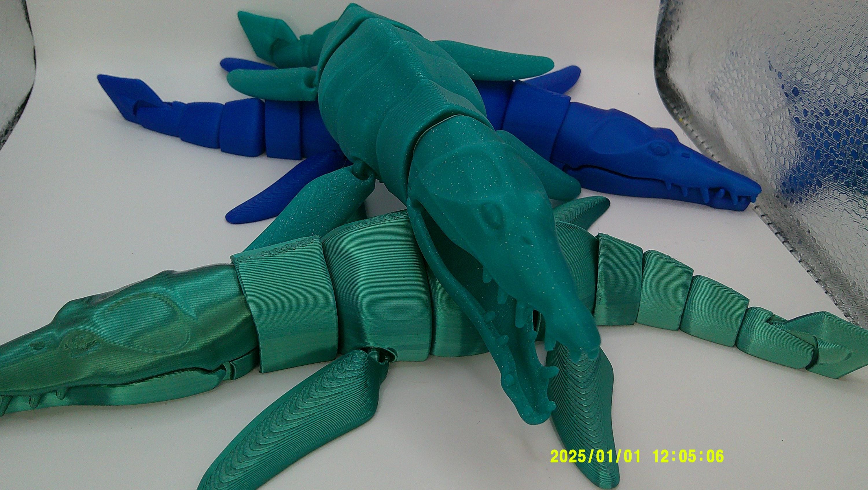3D Printed Flexi Plesiosaur, Articulated Sea Creature Toy, Wiggly Ocean Desk Pet