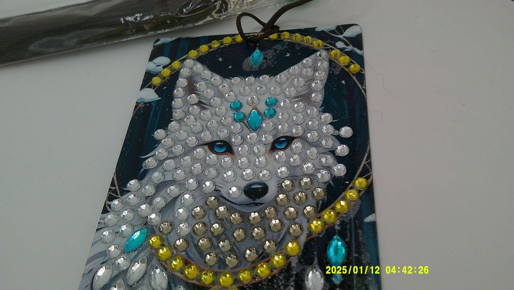 Wolf Pair Diamond Painting Bookmark | Blue‑Eyed Wolf Sparkle Design