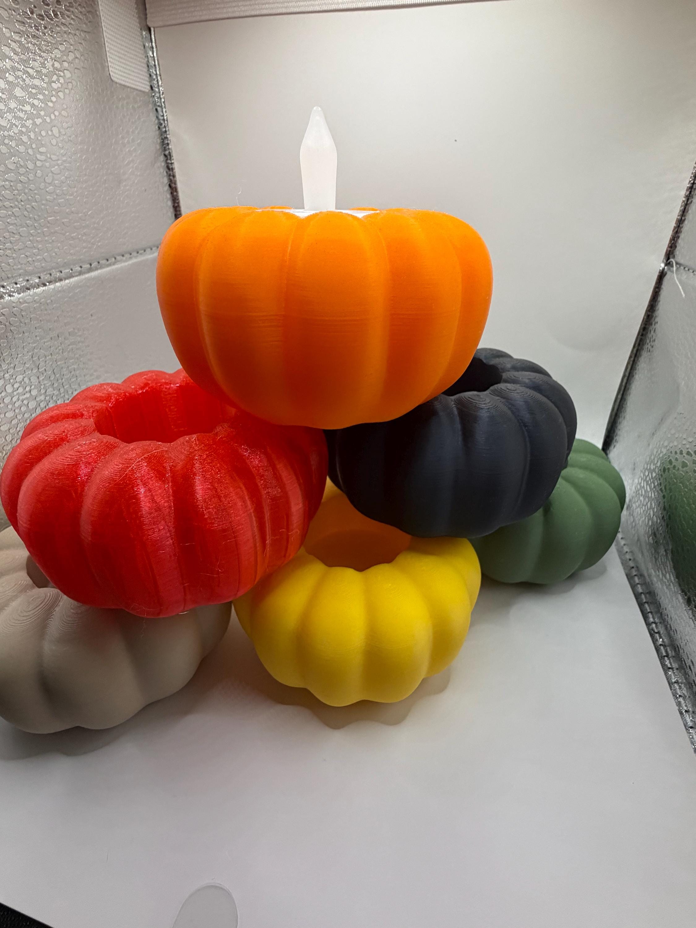 3D Printed Pumpkin Tea Light Holder