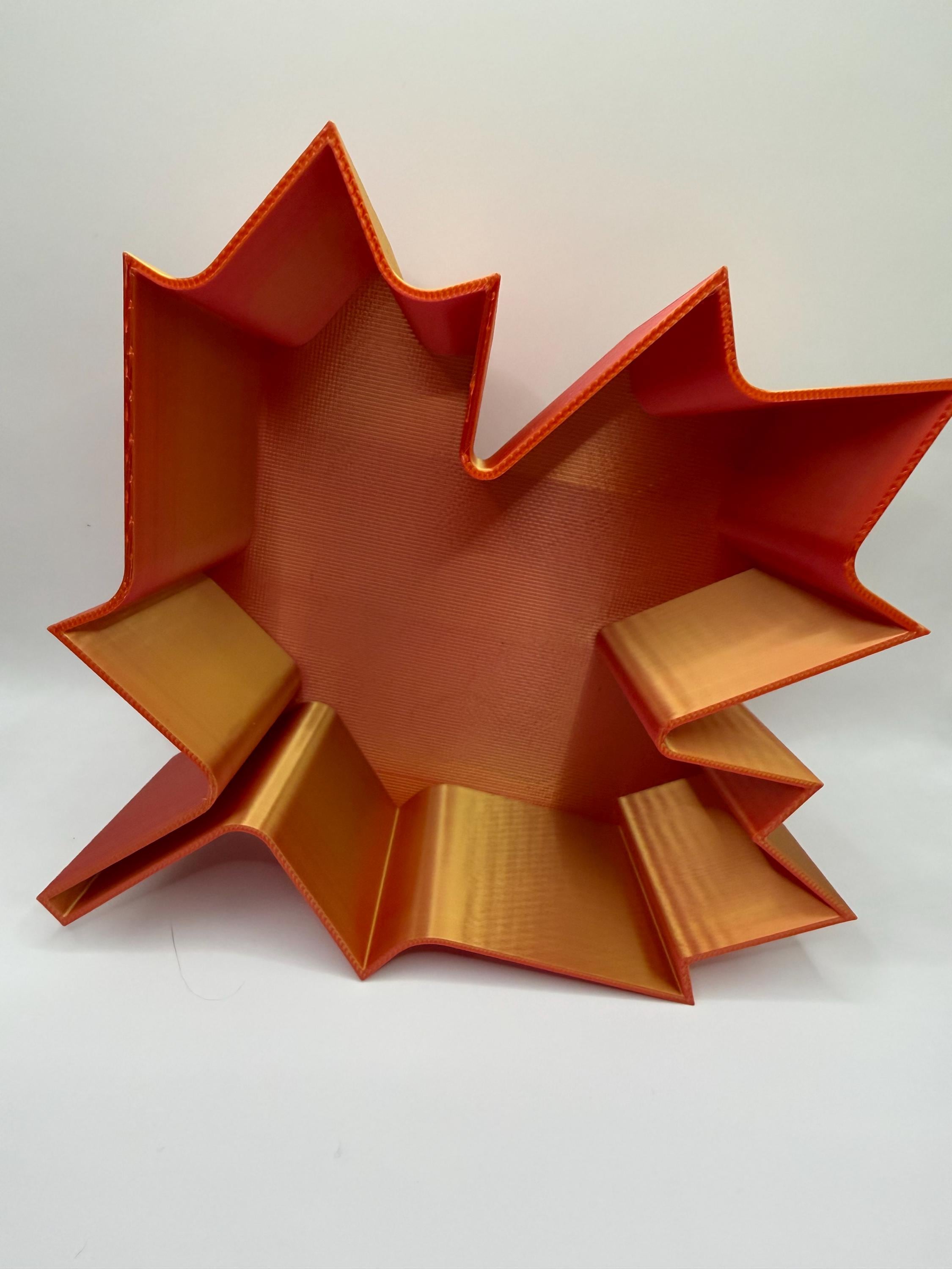 3D Printed Autumn Maple Leaf Bowl