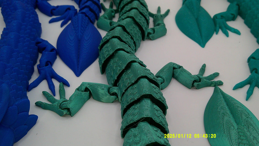 Articulated Leaf Dragon, 3D Printed Flexi Fantasy Lizard, Collectible Dragon Figure