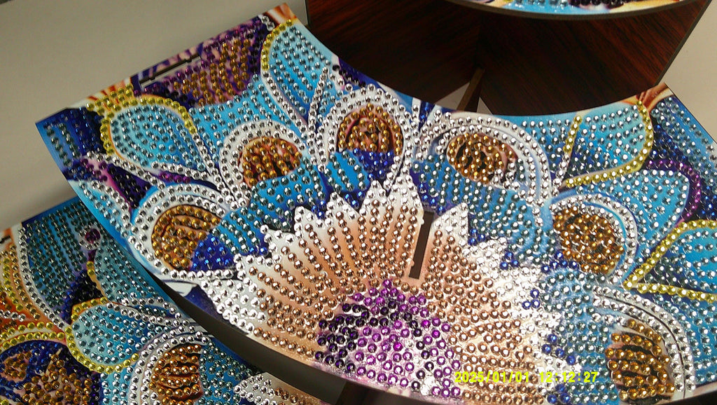 Sparkling Diamond Art Corner Display, 3‑Tier Rhinestone Shelf