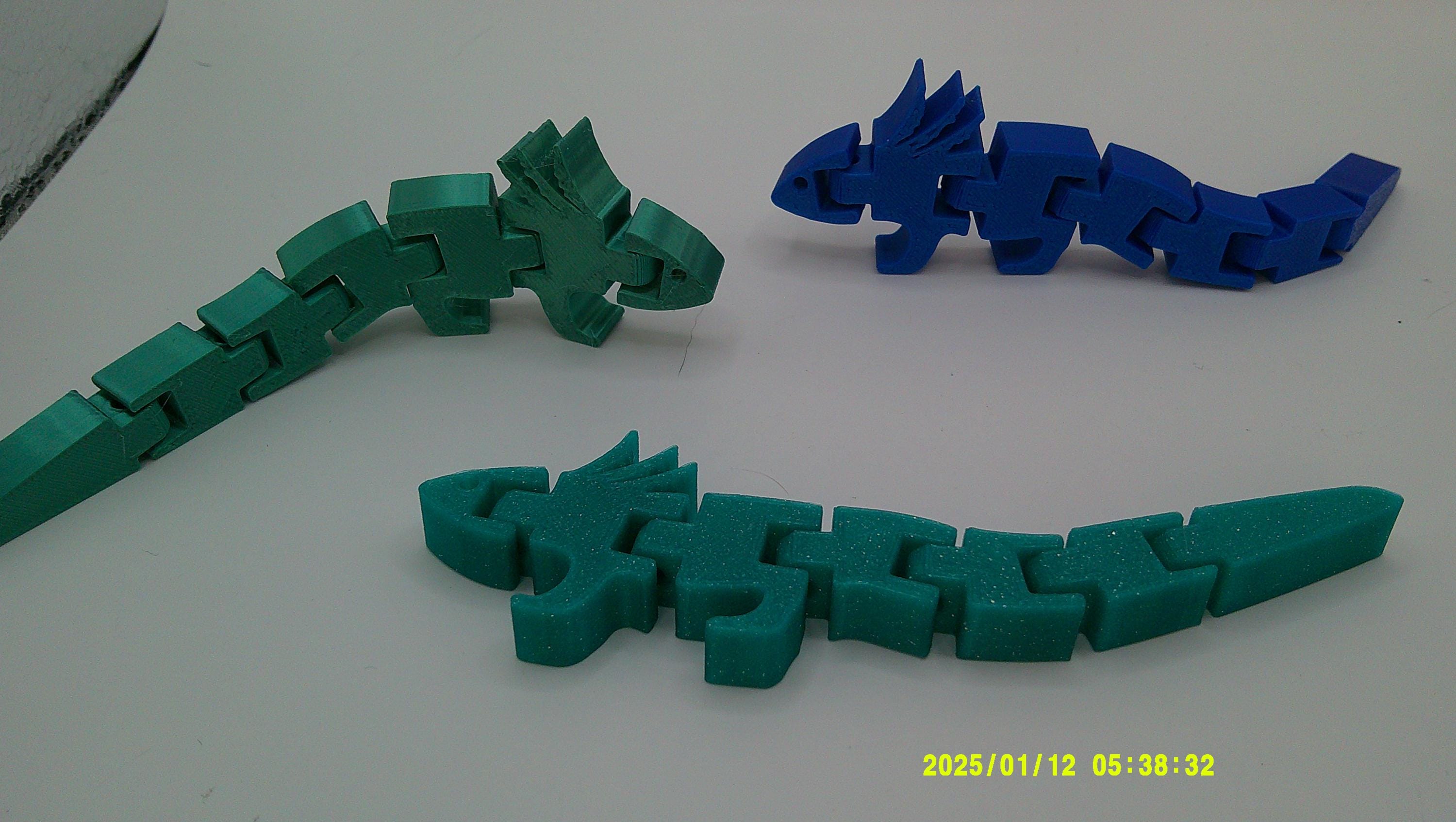 Articulated Flexi Axolotl Toy, 3D Printed Desk Companion, Fidget Toy