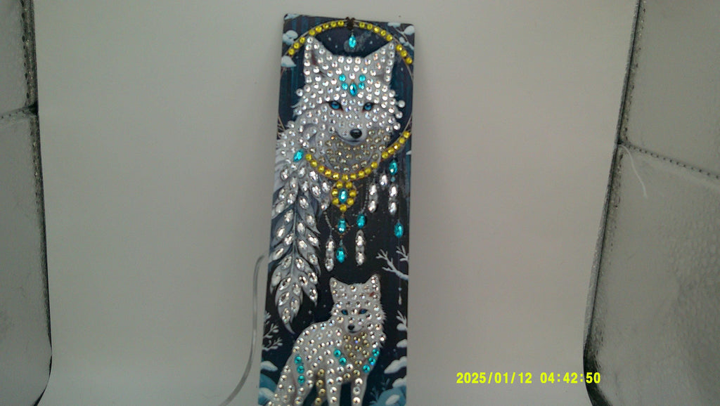 Wolf Pair Diamond Painting Bookmark | Blue‑Eyed Wolf Sparkle Design