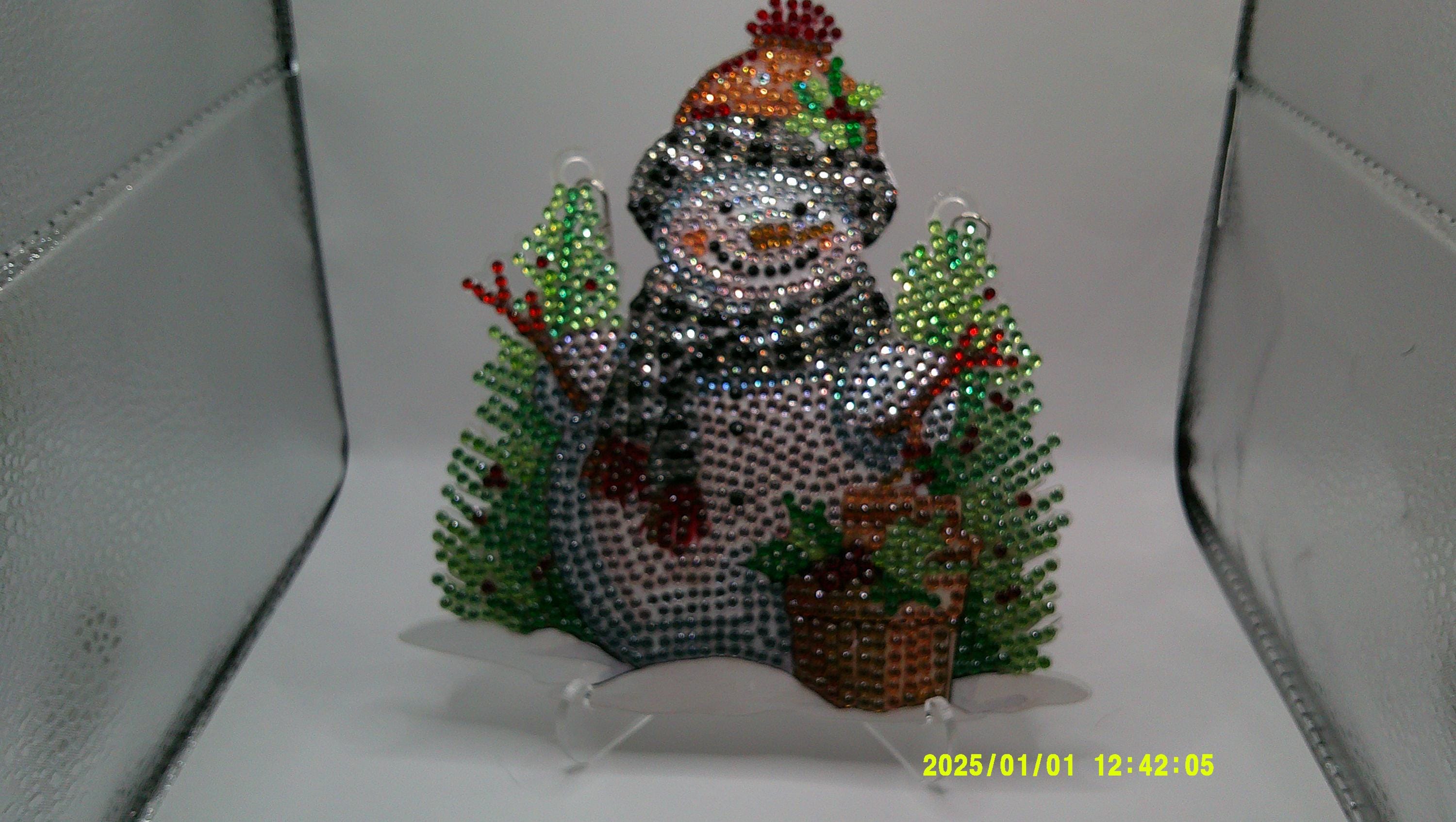 Winter Snowman Acrylic Sun Catcher – Diamond Art Design
