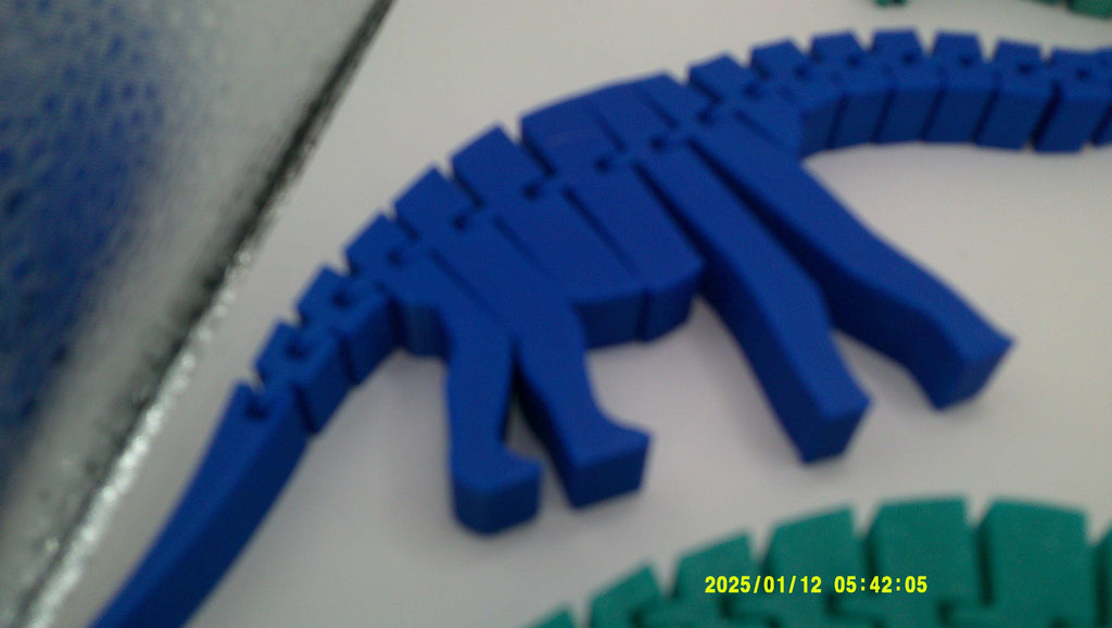 Articulated Long-Neck Dinosaur Critter, 3D Printed Toy, Flexible Dragon Figurine