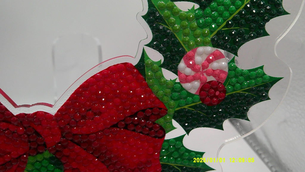 Peppermint Holly Wreath Diamond Art Decoration