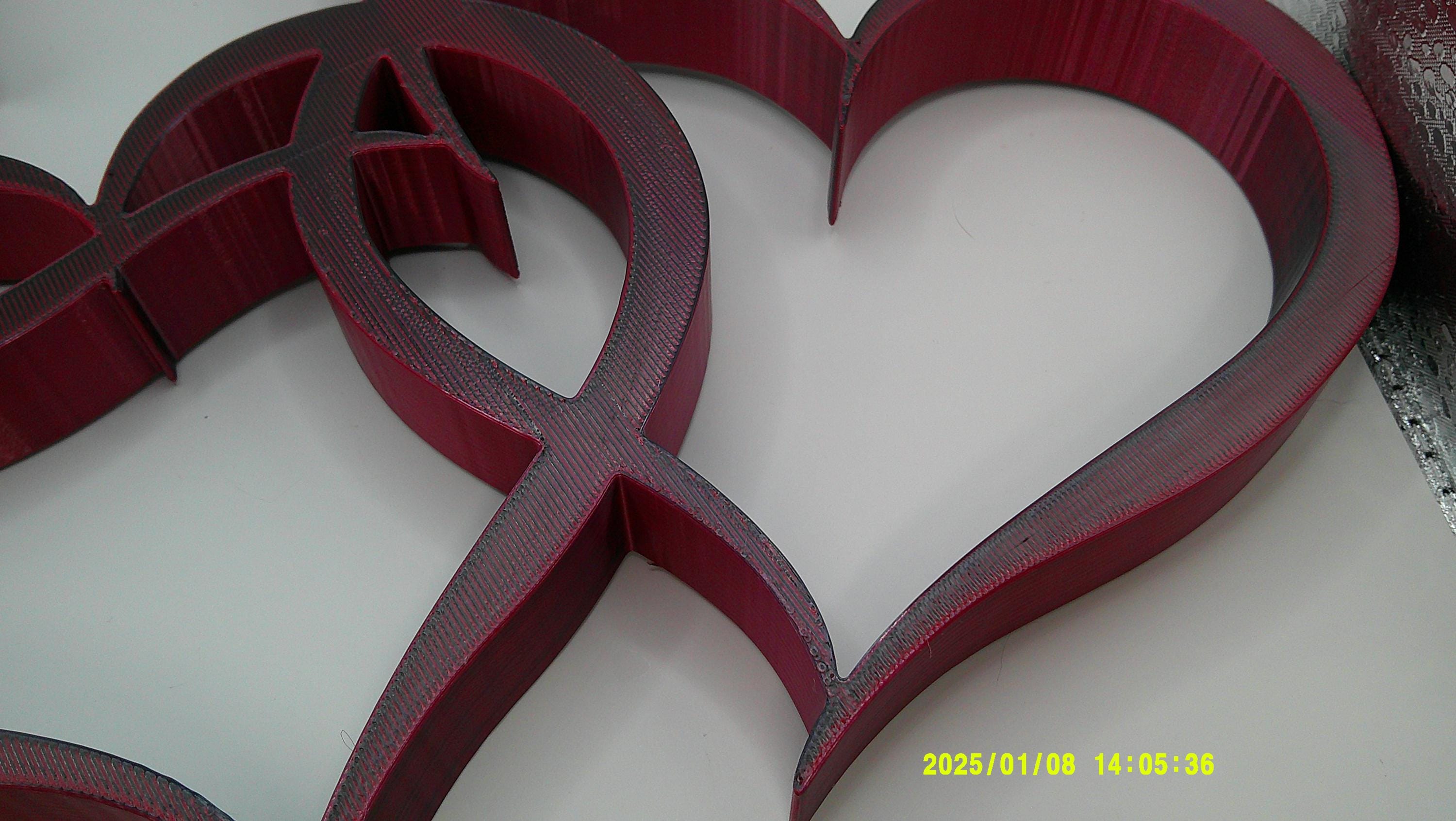 Forever Connected – 3‑Heart 3D Printed Decor