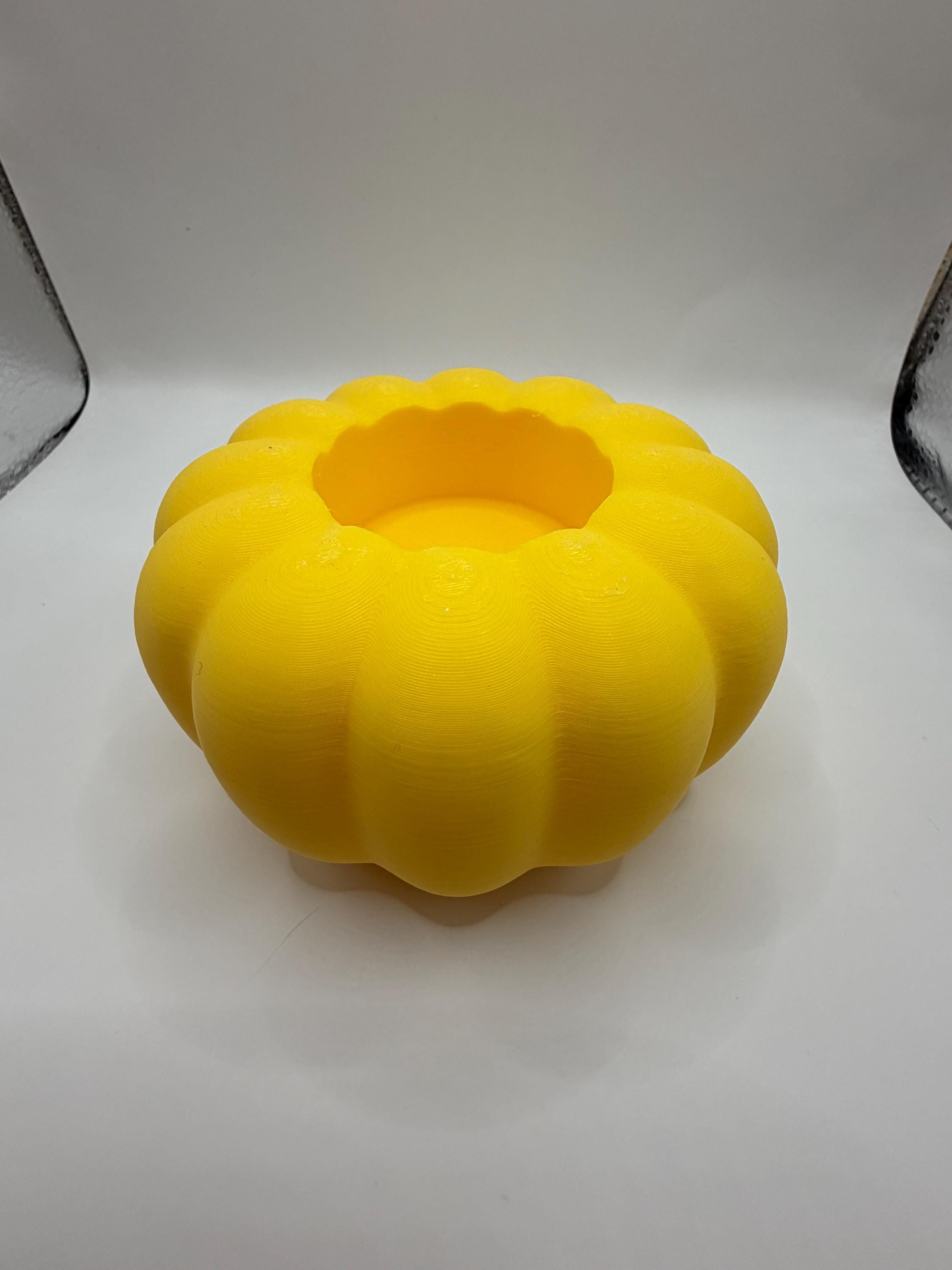 3D Printed Pumpkin Tea Light Holder