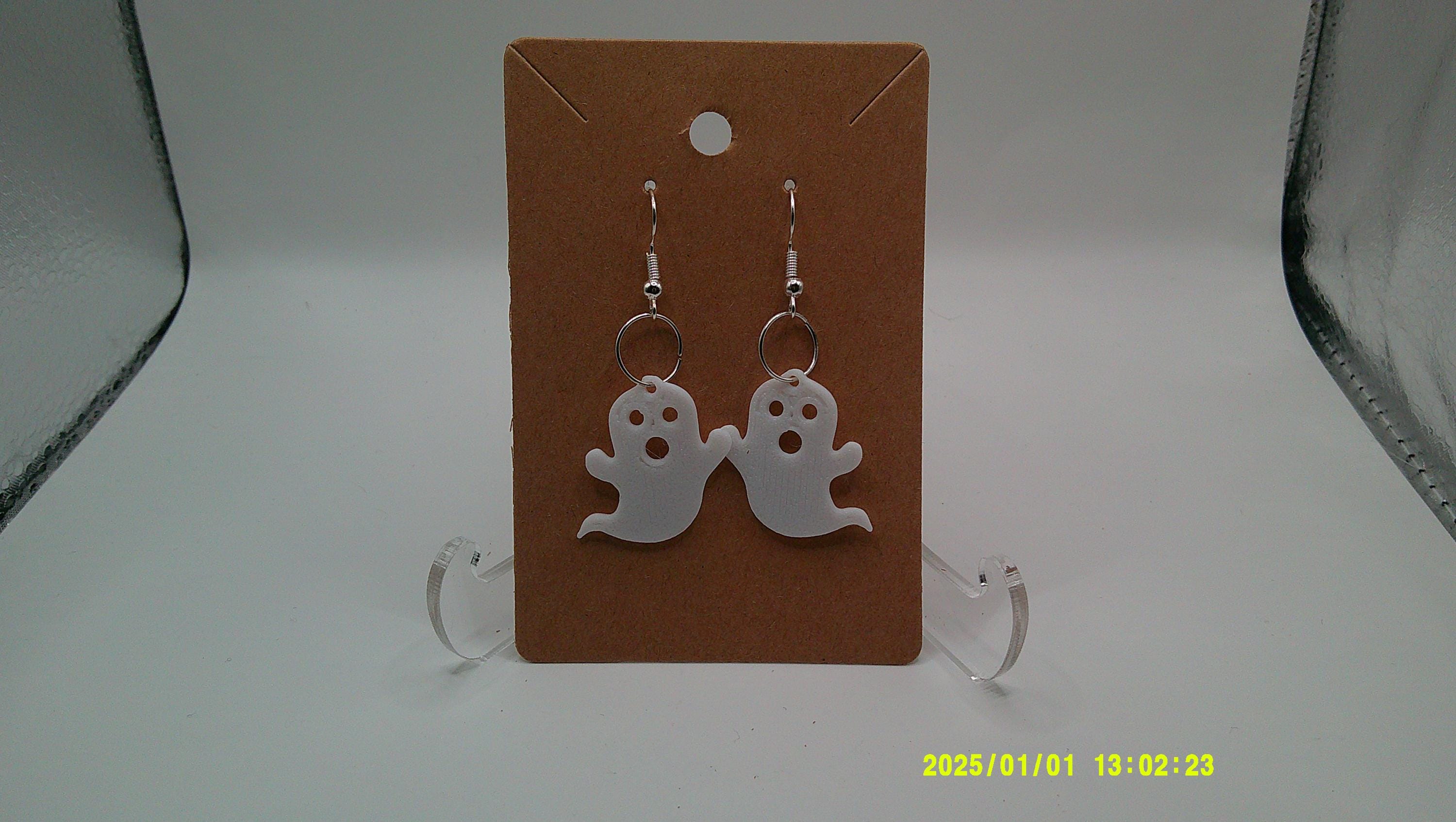 Shock & Boo Earrings – Wide-Eyed Ghost Drops