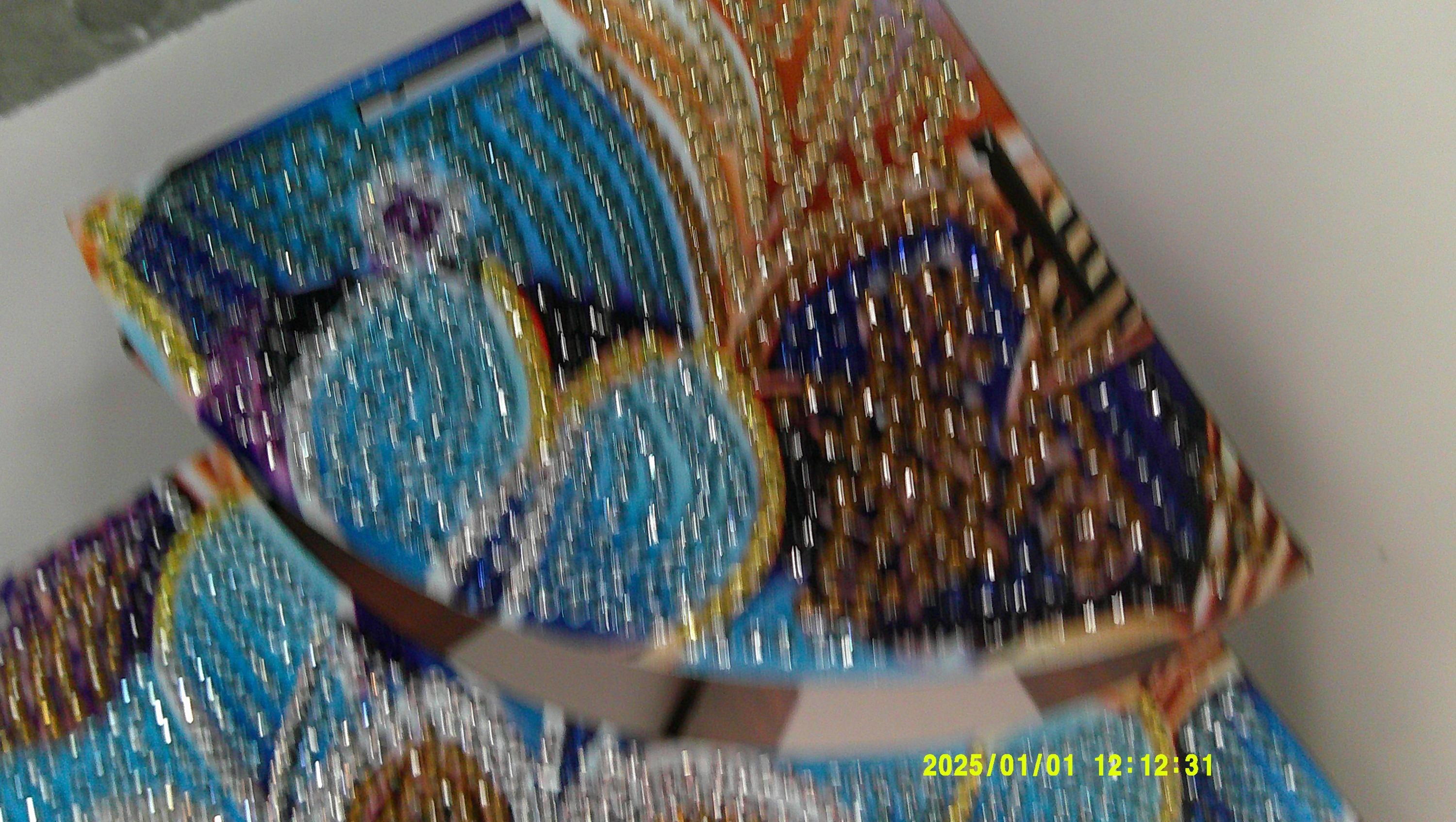Sparkling Diamond Art Corner Display, 3‑Tier Rhinestone Shelf